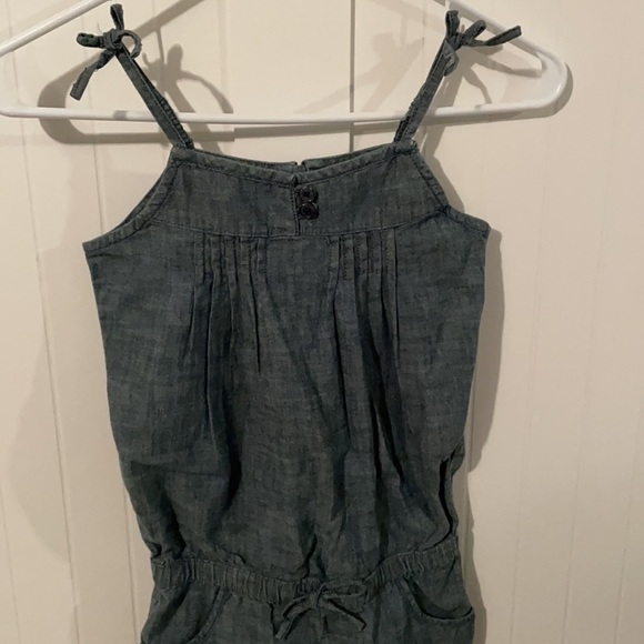 Gap Kids S 6 7 Chambray Romper blue shorts vacation tie stays put sturdy - Picture 2 of 9